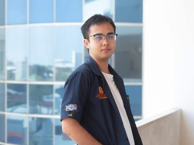 พนธกร เกษร